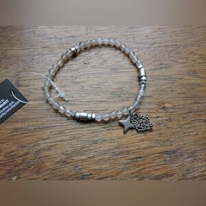 NWT Chavez for Charity Chic Silver Star Charm Bracelet